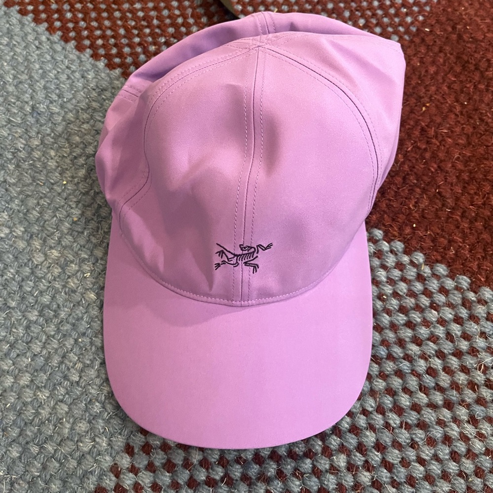 Arcteryx baseball hat, l-xl